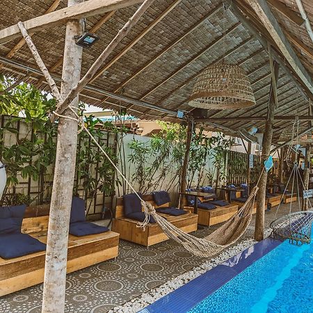 Yellow Star Hostel Кампот Экстерьер фото