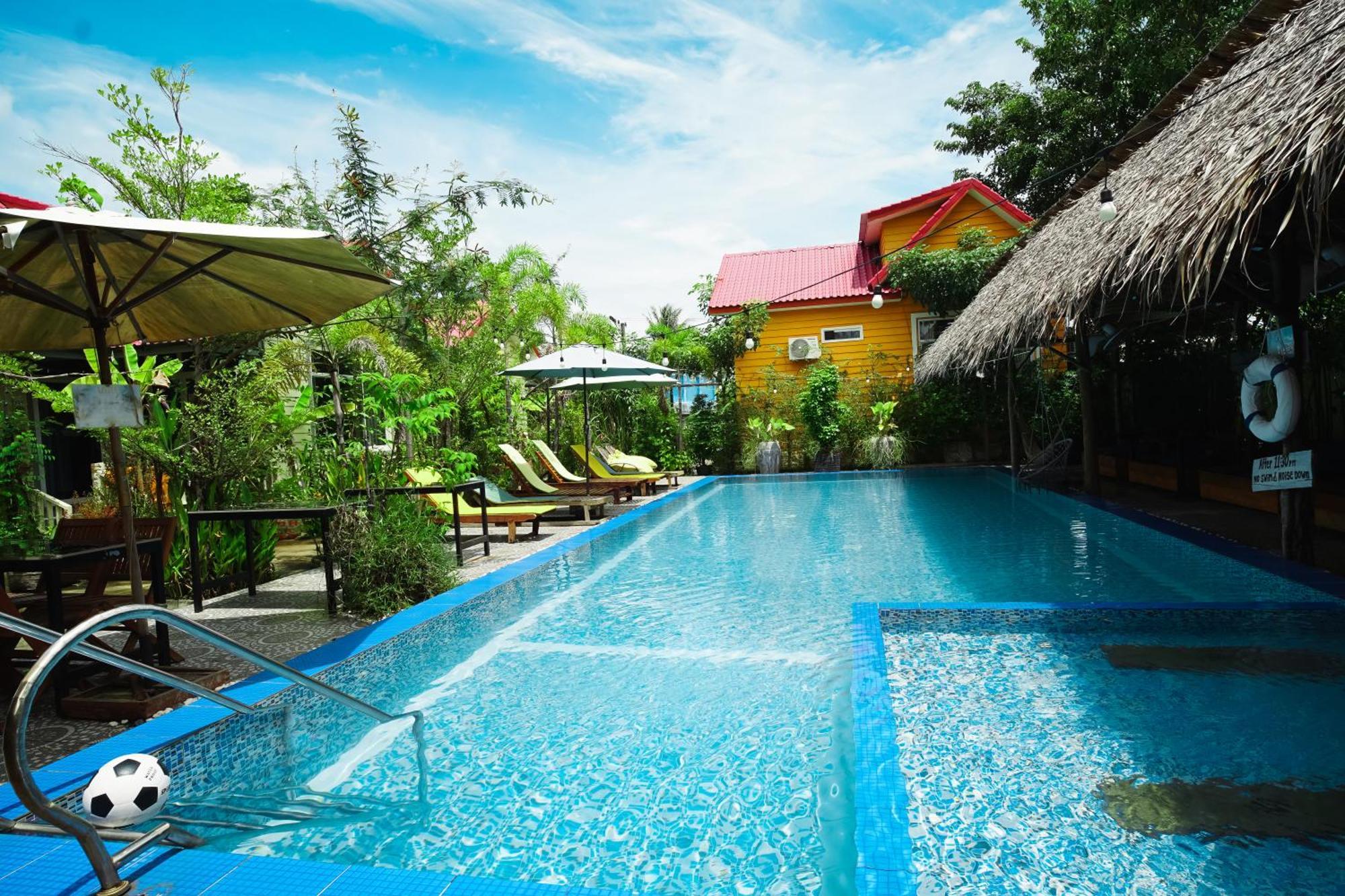 Yellow Star Hostel Кампот Экстерьер фото