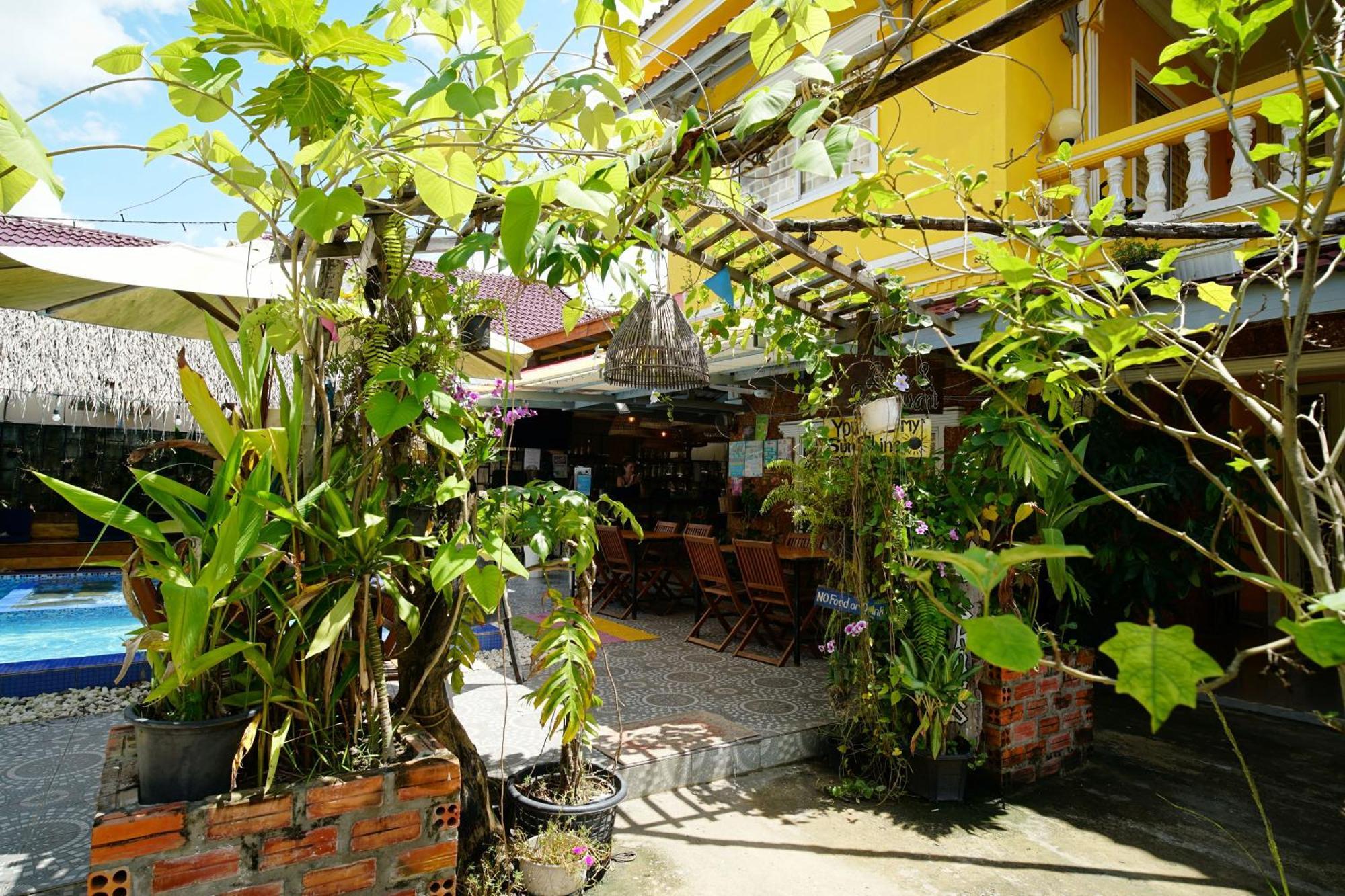 Yellow Star Hostel Кампот Экстерьер фото